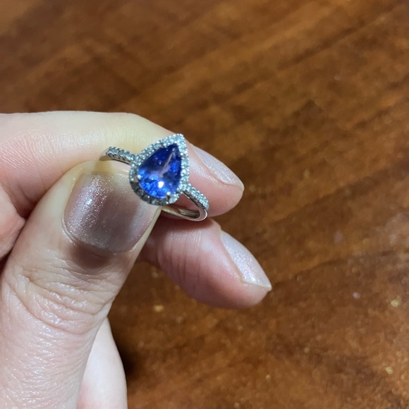 Teardrop Tanzanite Ring